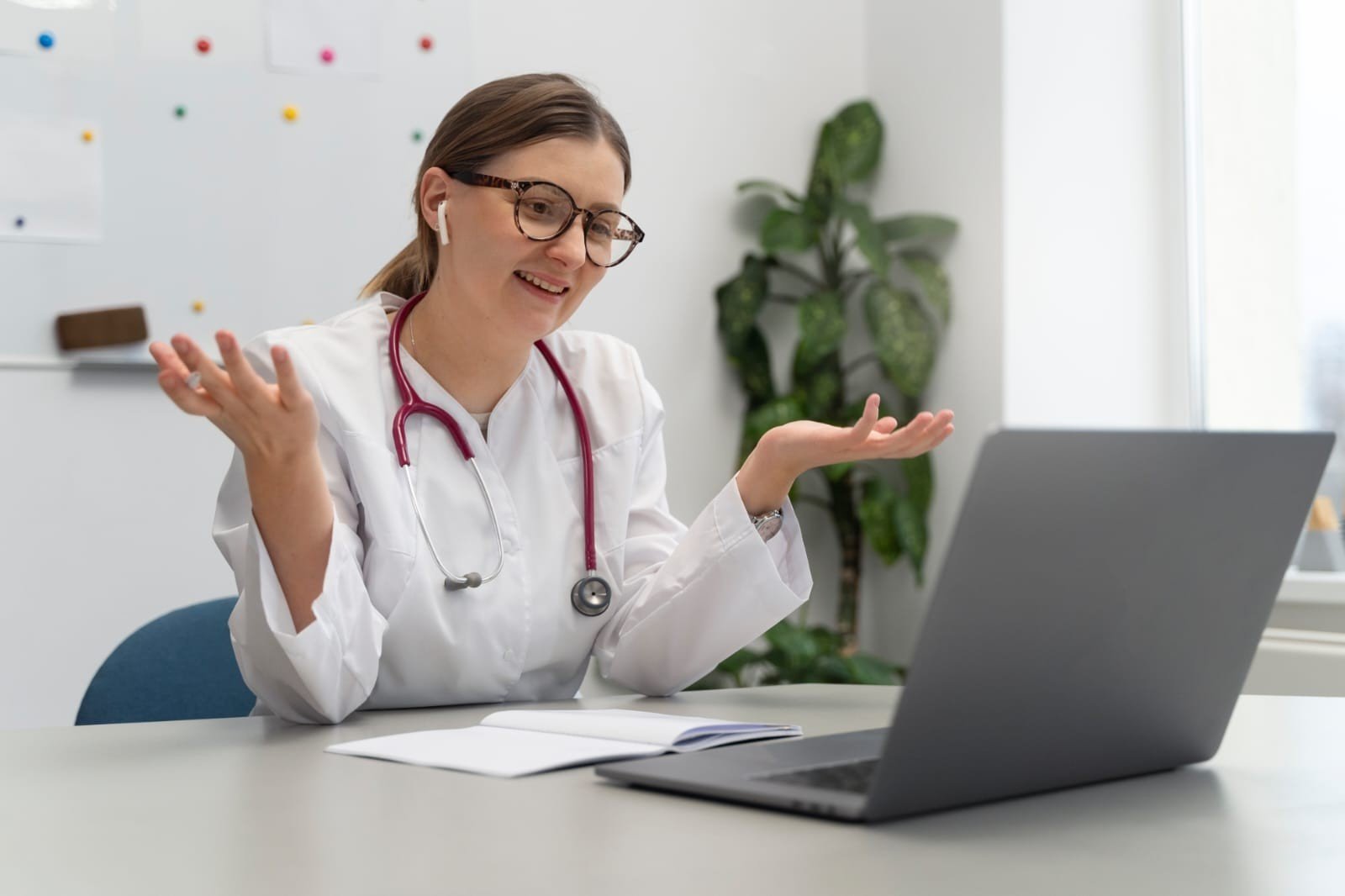 BOOK YOUR ONLINE CONSULTATIONS